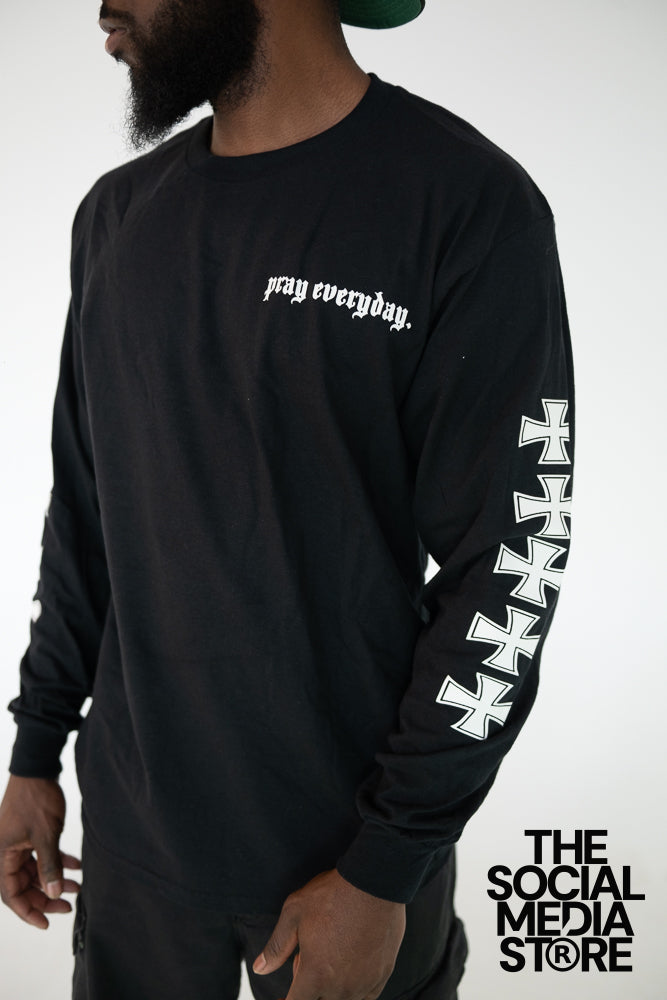 Pushin Prayer Long Sleeve Black